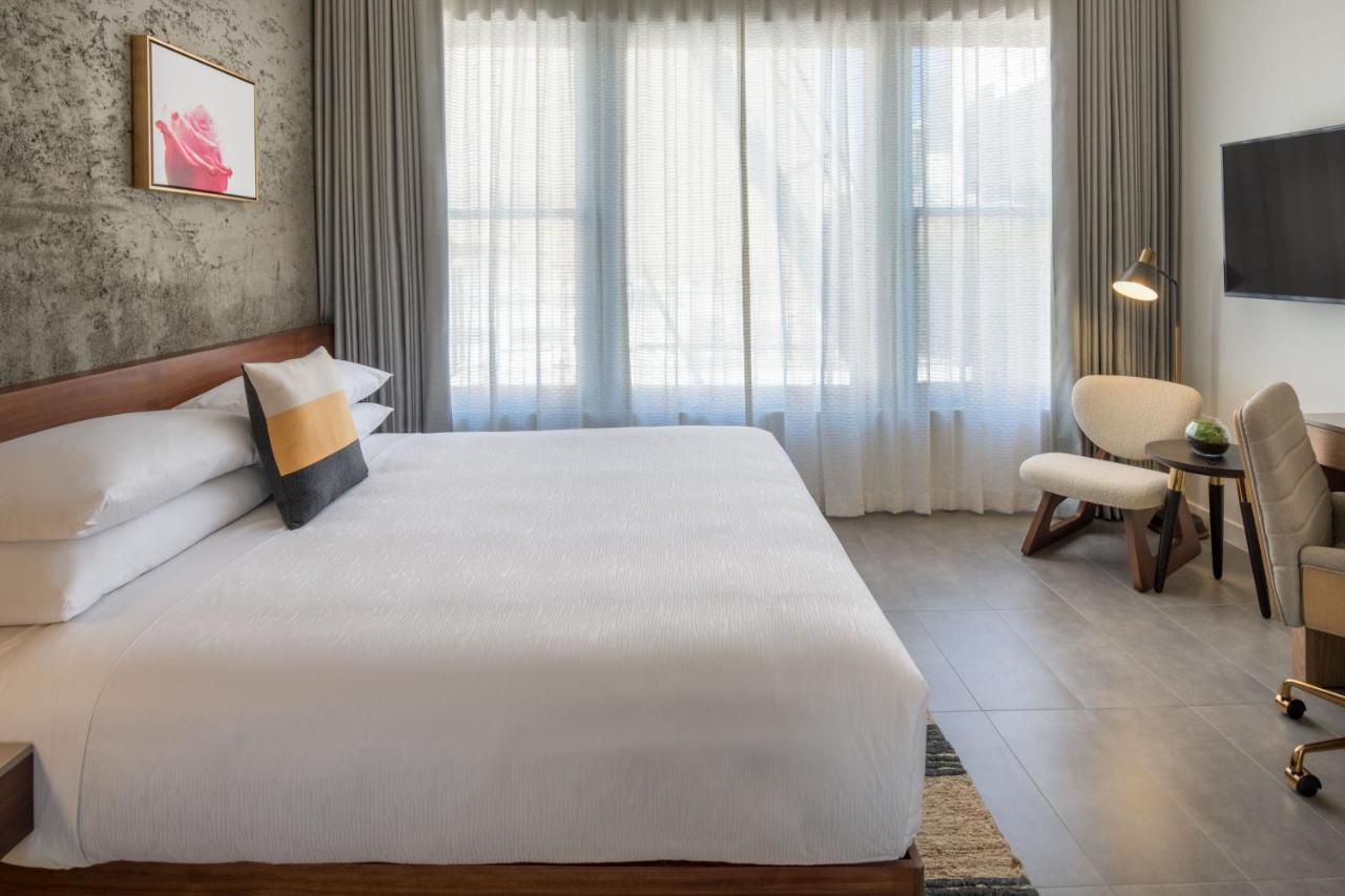 The Hi-lo, Autograph Collection Hotel 4*