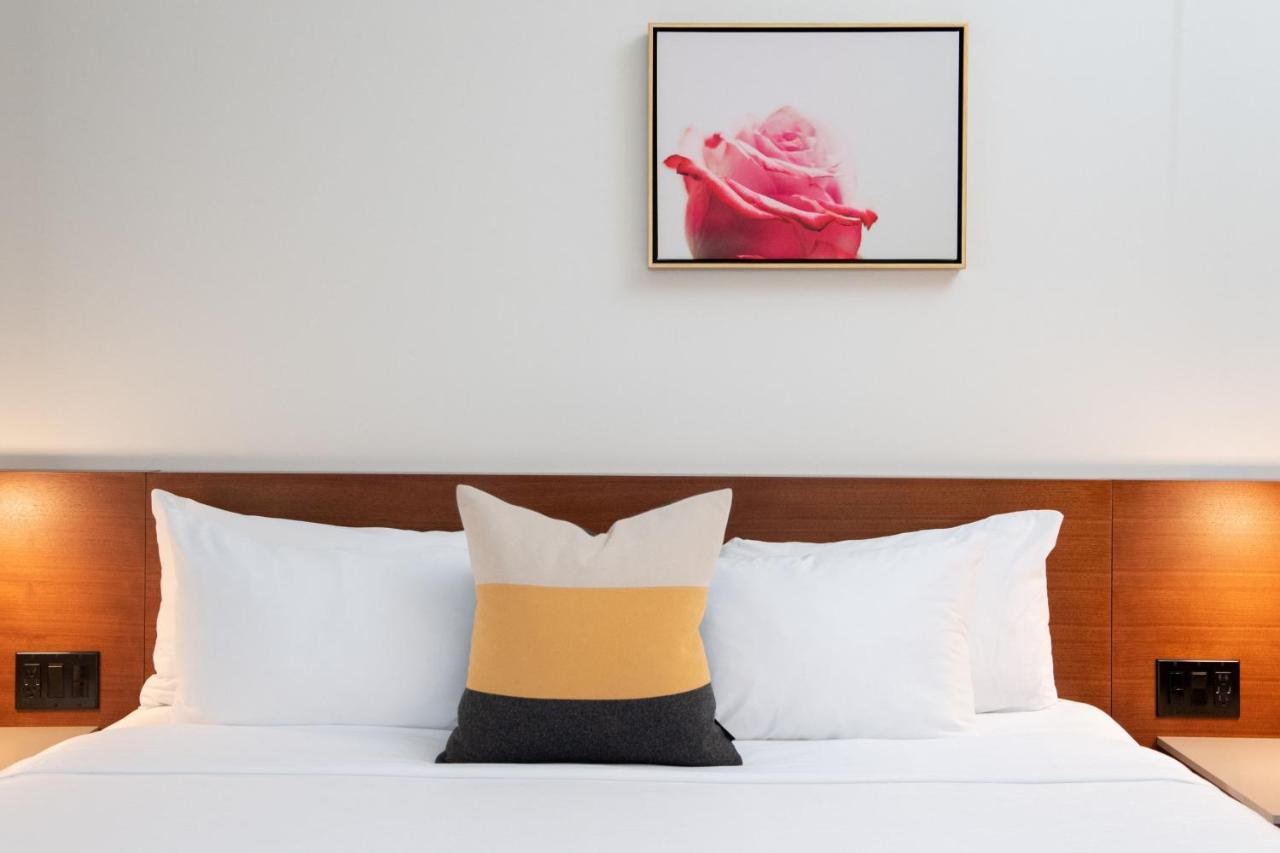 Hotel The Hi-lo, Autograph Collection 4*